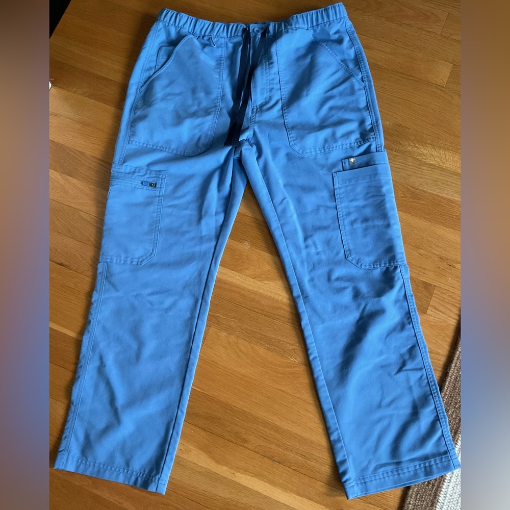 Figs Men's Blue Cargo Scrub Pants